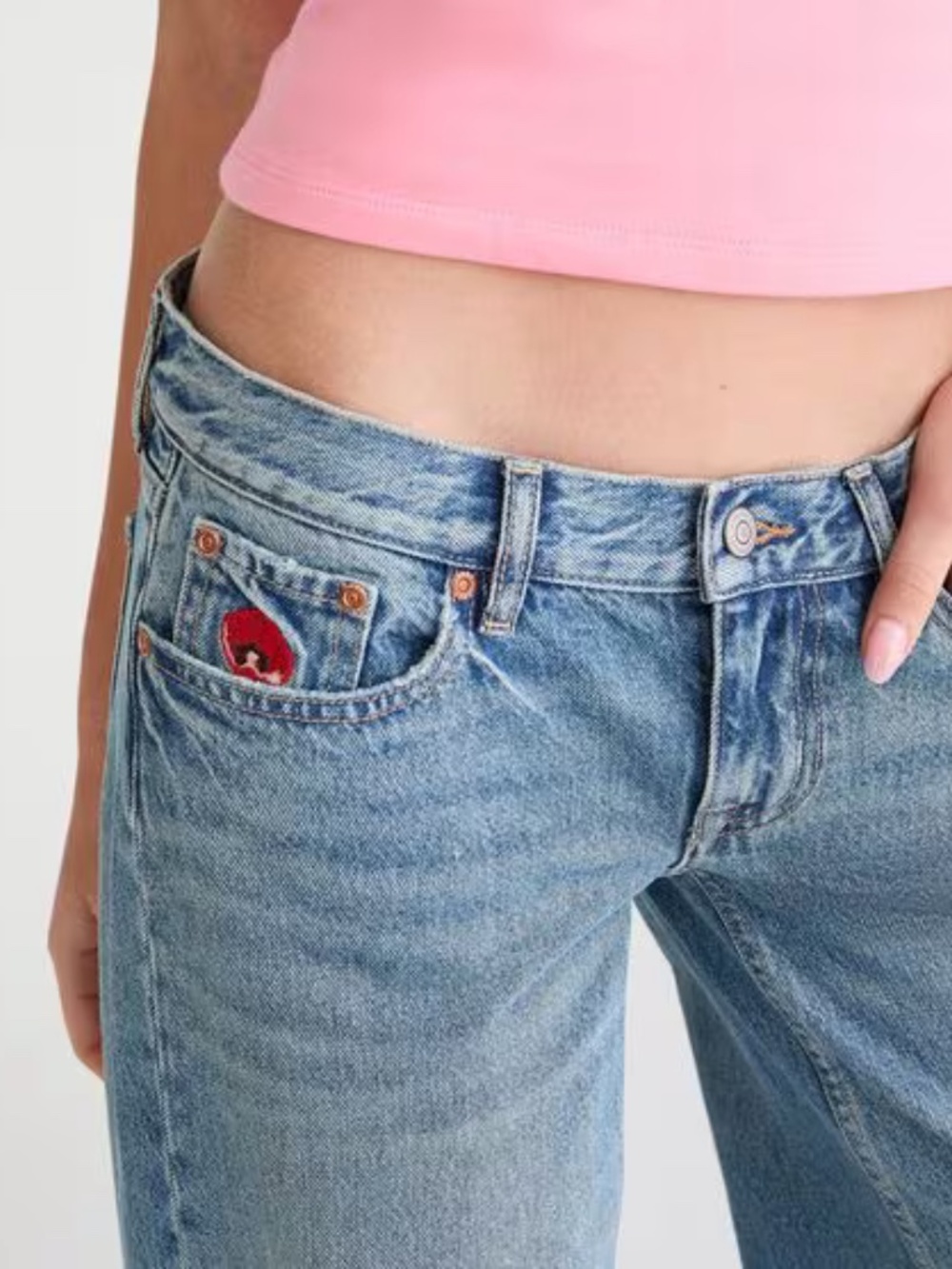 Super Low-Rise Ultra Wide Leg Poppy Jean medium wash - Picture 4 of 7